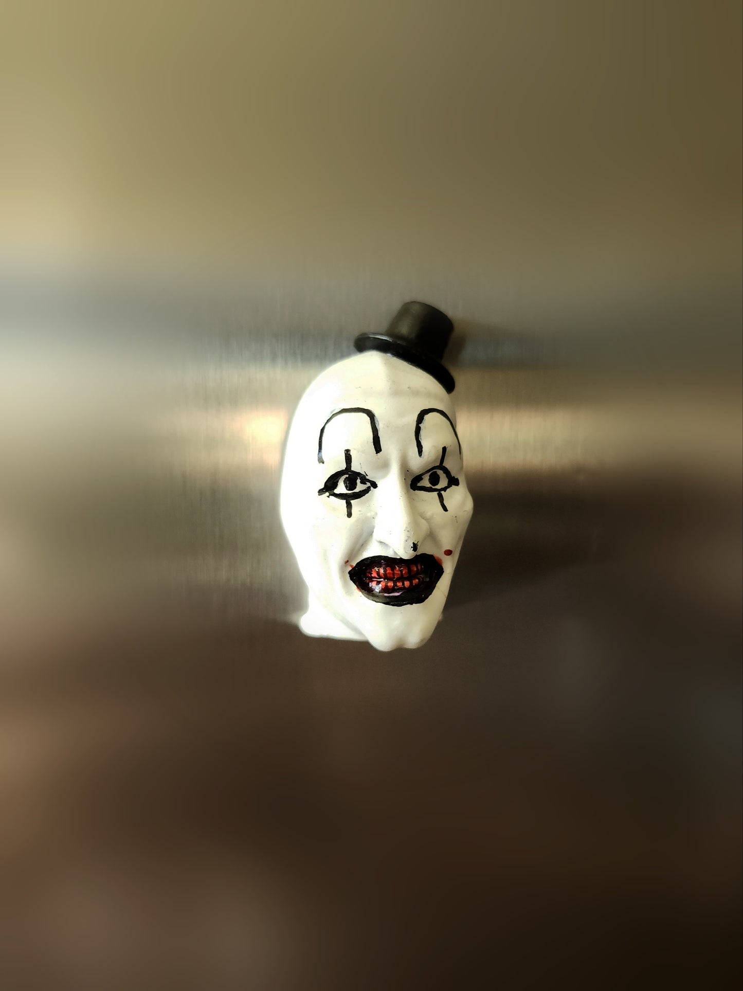 Terrifying Mime Magnet